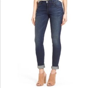 Kut from the Kloth Catherine Boyfriend Jean In Dark Wash Denim Size 6 EUC